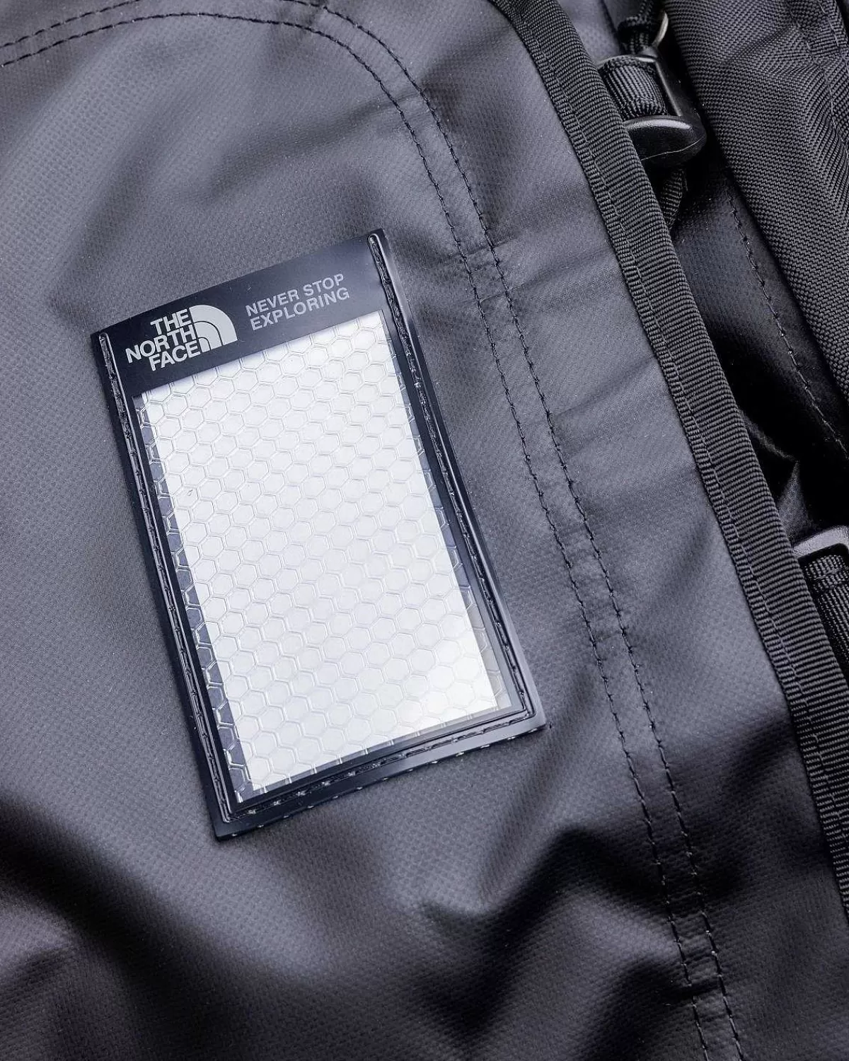 Tasker>The North Face Base Camp Duffel L Tnf Sort/Tnf Hvid