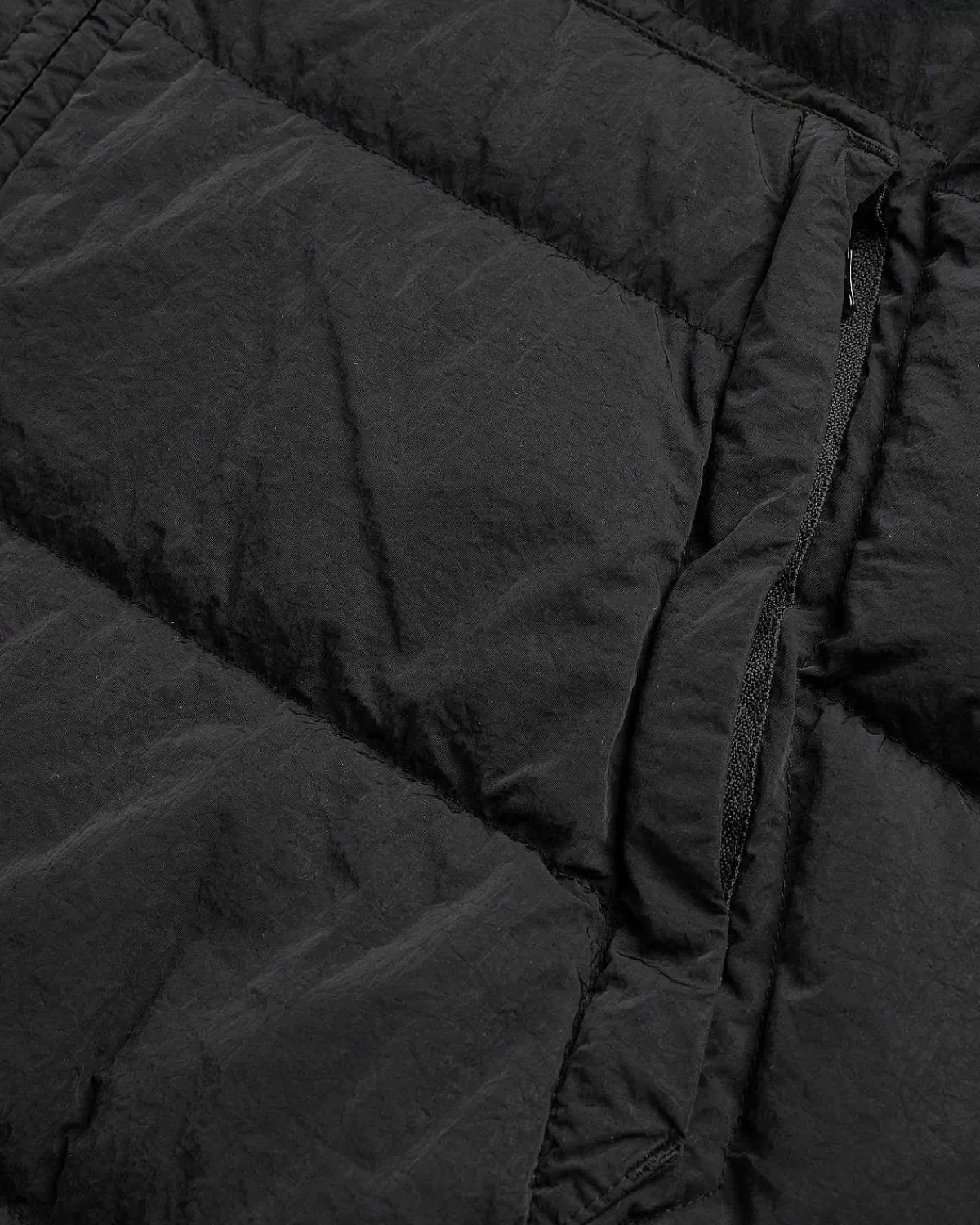 Overtøj>C.P. Company Eco-Chrome R Hooded Down Goggle Jacket Sort